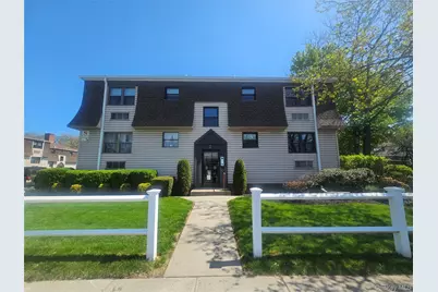 1325 Broadway #S21, Hewlett, NY 11557 - Photo 1