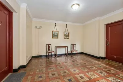 87 N Broadway #3L, White Plains, NY 10603 - Photo 5