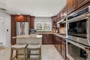 17 Rock Ridge Dr, Rye Brook, NY 10573 - Photo 13