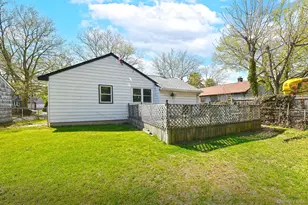 18 Kilburn Ave, Huntington Station, NY 11746 - Photo 25