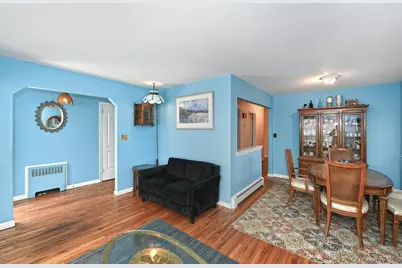 18 Kilburn Avenue, Huntington Station, NY 11746 - Photo 7