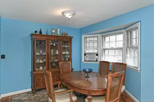 18 Kilburn Ave, Huntington Station, NY 11746 - Photo 9