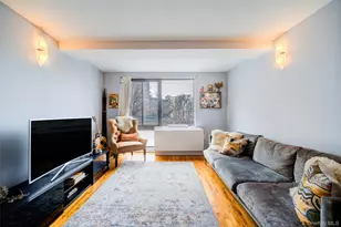 150 Featherbed Ln, Bronx, NY 10452 - Photo 7