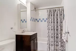 150 Featherbed Ln, Bronx, NY 10452 - Photo 17