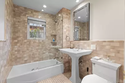 46 Nassau Drive, Great Neck, NY 11021 - Photo 17