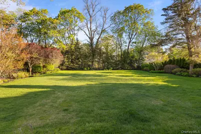 46 Nassau Drive, Great Neck, NY 11021 - Photo 27