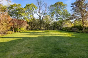 46 Nassau Dr, Great Neck, NY 11021 - Photo 27