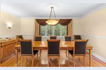 46 Nassau Drive, Great Neck, NY 11021 - Photo 9