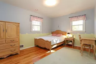 7 Susan Ct, White Plains, NY 10605 - Photo 15