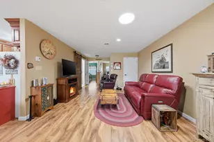 265 Newcastle Ct, Ridge, NY 11961 - Photo 7