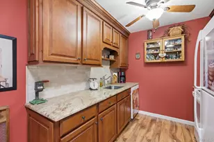 265 Newcastle Ct, Ridge, NY 11961 - Photo 15