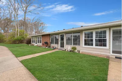 265 Newcastle Court #B, Ridge, NY 11961 - Photo 3