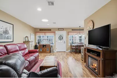 265 Newcastle Court #B, Ridge, NY 11961 - Photo 9
