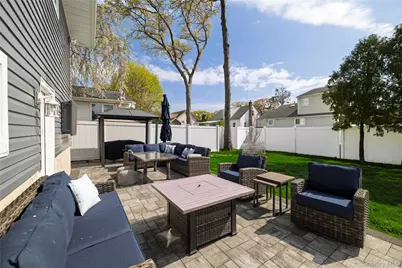 17 6th Avenue, Massapequa Park, NY 11762 - Photo 25