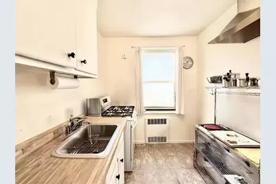 141-10 25 Road #2F, Flushing, NY 11354 - Photo 9