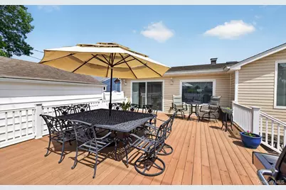 795 Herman Avenue, Franklin Square, NY 11010 - Photo 27
