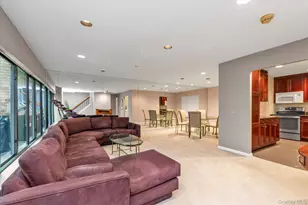 41 Spring Hollow, Roslyn, NY 11576 - Photo 5