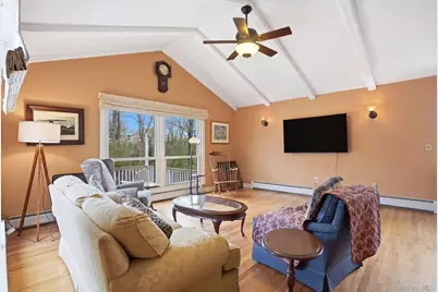 66 Summit Avenue, Central Valley, NY 10917 - Photo 17