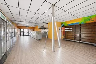60-42 55th St, Maspeth, NY 11378 - Photo 9