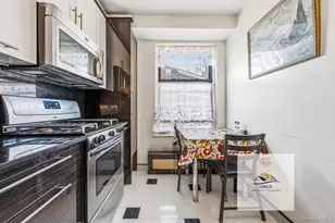 61-45 98th St, Rego Park, NY 11374 - Photo 15