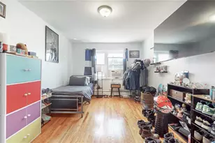 79-20 Kneeland Ave, Elmhurst, NY 11373 - Photo 27