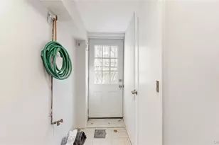 79-20 Kneeland Ave, Elmhurst, NY 11373 - Photo 29