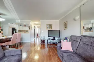 79-20 Kneeland Ave, Elmhurst, NY 11373 - Photo 13