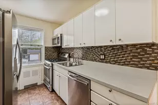 251-25 71st Ave, Bellerose, NY 11426 - Photo 7