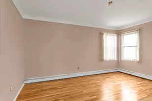 49 Prospect St, Roosevelt, NY 11575 - Photo 11