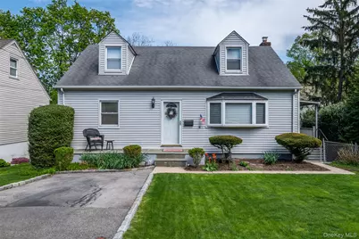 53 Lawrence Place, New Rochelle, NY 10801 - Photo 1