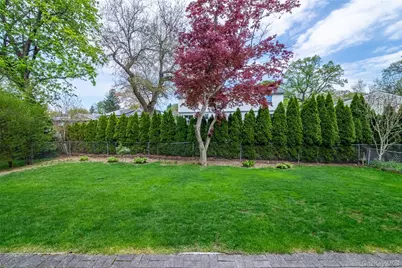 53 Lawrence Place, New Rochelle, NY 10801 - Photo 35
