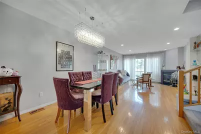 1102 Pondside Drive, White Plains, NY 10607 - Photo 5