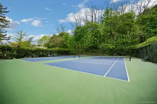 1102 Pondside Dr, White Plains, NY 10607 - Photo 27