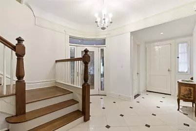 89 Duck Pond Road, Glen Cove, NY 11542 - Photo 3