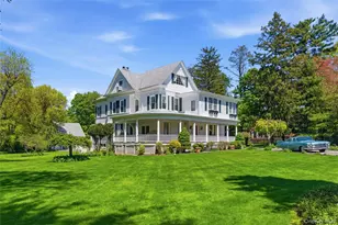 89 Duck Pond Rd, Glen Cove, NY 11542 - Photo 33