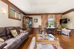 89 Duck Pond Rd, Glen Cove, NY 11542 - Photo 19