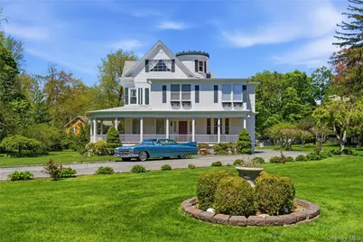 89 Duck Pond Road, Glen Cove, NY 11542 - Photo 1