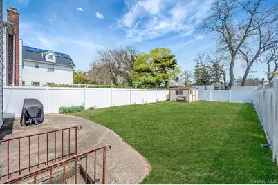 1010 Bay 25th Street, Far Rockaway, NY 11691 - Photo 25