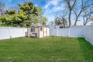 10-10 Bay 25th St, Far Rockaway, NY 11691 - Photo 29