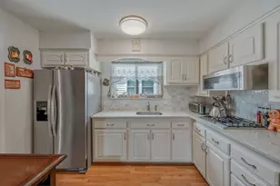 10-10 Bay 25th St, Far Rockaway, NY 11691 - Photo 5