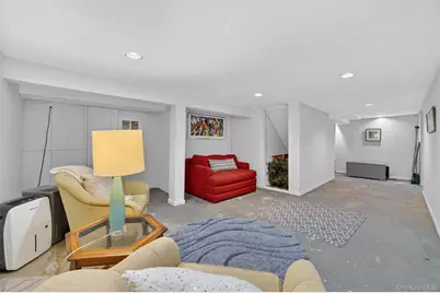 187 Longview Avenue, White Plains, NY 10605 - Photo 39