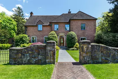 10 Ridge Place, Pelham, NY 10803 - Photo 1
