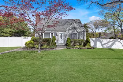 113 Roosevelt Avenue, Islip, NY 11751 - Photo 1