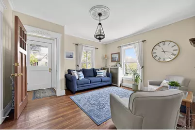 17 Riggs Place, Locust Valley, NY 11560 - Photo 5