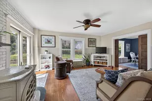 17 Riggs Pl, Locust Valley, NY 11560 - Photo 11