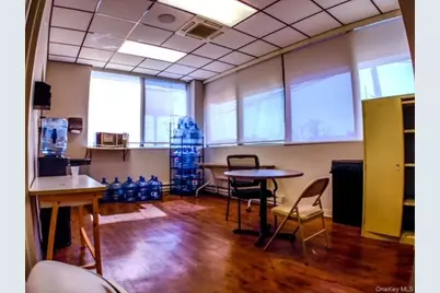 700 Rockaway Turnpike #Floor 1, Lawrence, NY 11559 - Photo 5