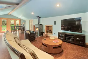 100 Byram Lake Rd, Bedford Corners, NY 10549 - Photo 9