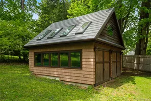 100 Byram Lake Rd, Bedford Corners, NY 10549 - Photo 21