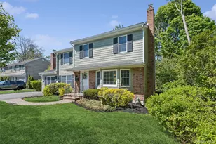 22 Baylis Pl, Syosset, NY 11791 - Photo 3