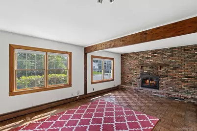 22 Baylis Place, Syosset, NY 11791 - Photo 17